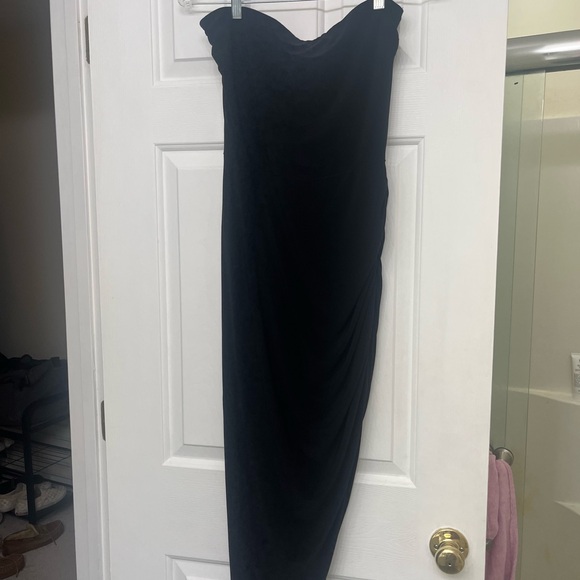 Norma Kamali strapless asymmetrical dress - Picture 4 of 4